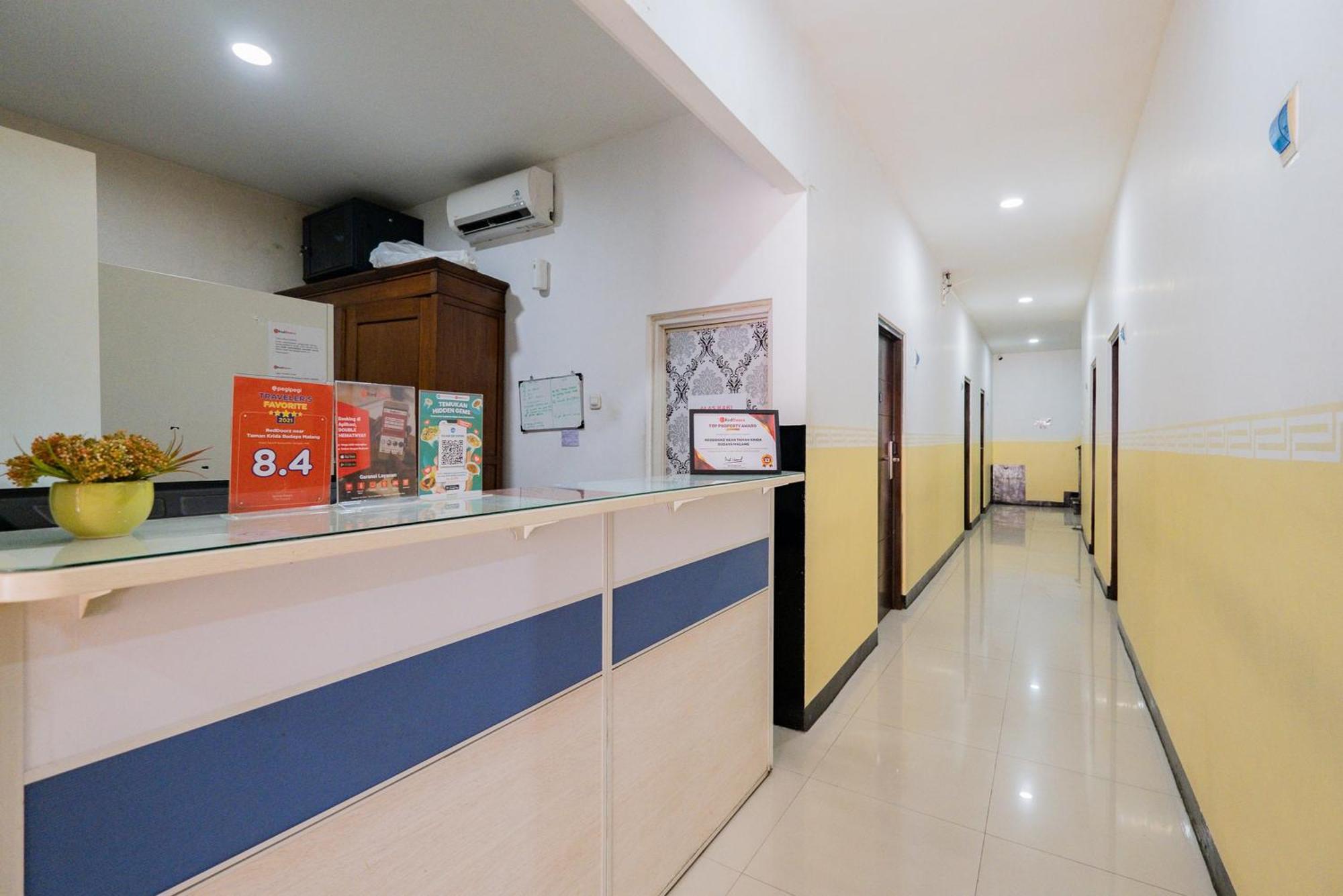 Reddoorz Near Taman Krida Budaya Malang Eksteriør bilde