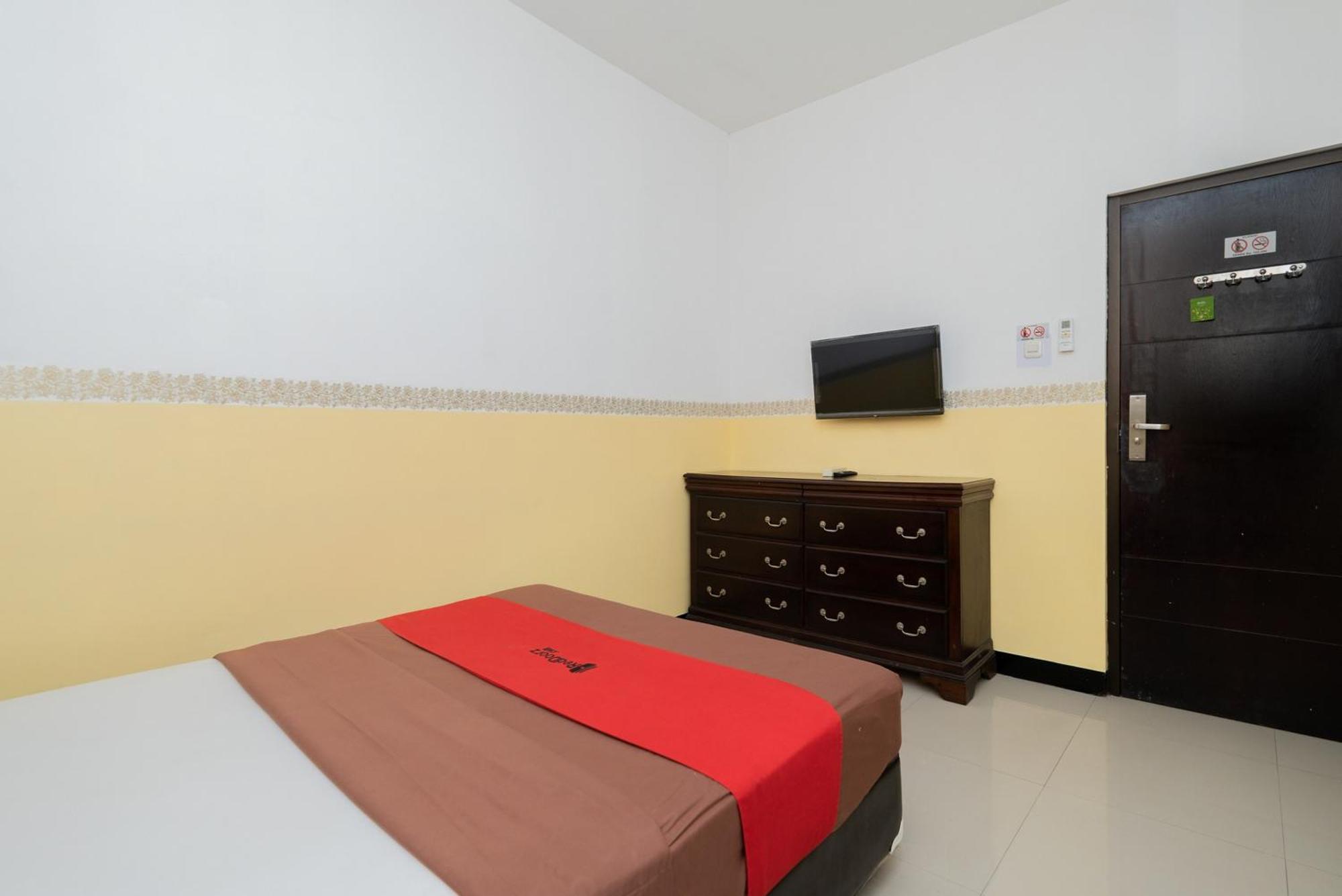 Reddoorz Near Taman Krida Budaya Malang Eksteriør bilde